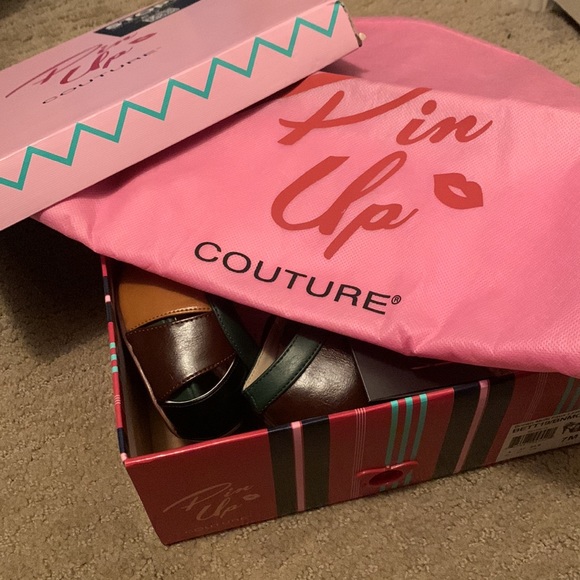 🎀👠Multi Colour Pin Up Pumps with Bow Detail 🎀👠 - Picture 11 of 11